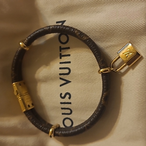 🤎HP🤎💯Authentic Louis Vuitton Keep it Twice Bracelet🤎 - Picture 11 of 13
